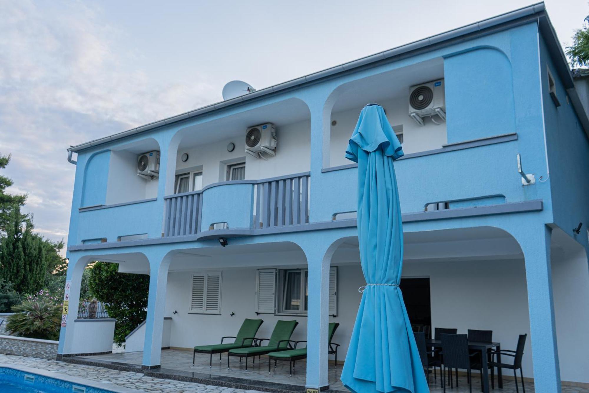 Pension Kolibri Novalja Exterior foto